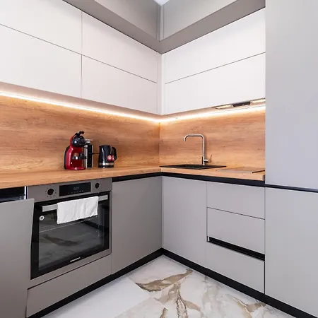 Modern 1-bedroom بلوفديف