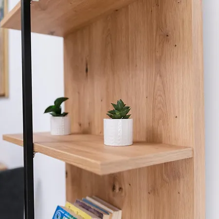 Modern 1-bedroom شقة بلوفديف