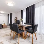 아파트 Modern 1-bedroom 플로브디프