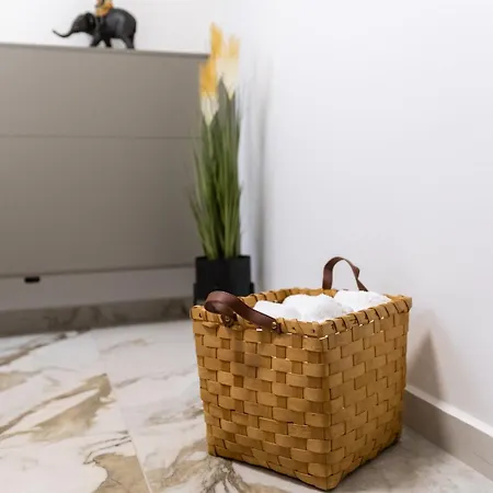 Modern 1-bedroom